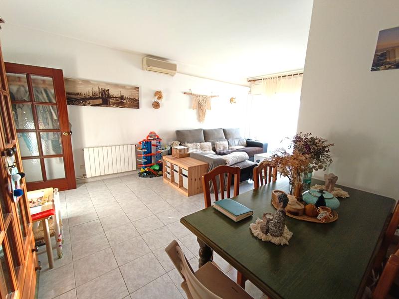 Foto 2553e6a0-023c-4532-a892-ac9daef96b29. Piso precioso piso con terraza calefacción aabc y 6 vecinos en Palafrugell