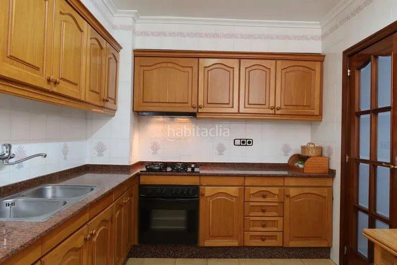 Foto 2a1514b4-e6fe-4459-a340-f470f89f8e2c. Location appartement avec parking dans Xixona