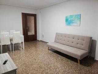 Lloguer Pis  Carrer de josep belda. Alquiler piso de 3 habitaciones con parking. sin amueblar. contr