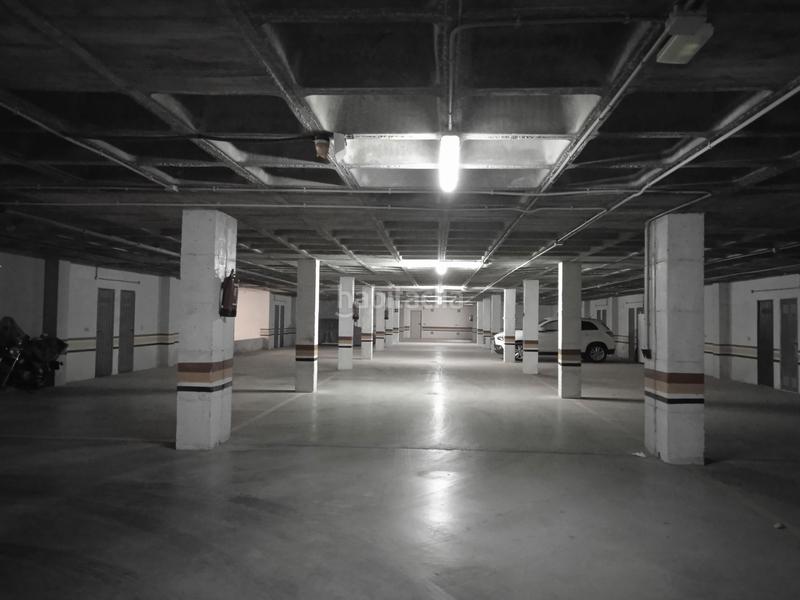 Foto abf7195f-0f0f-481f-b6d9-4b9abf8ccb04. Miete etagenwohnung mit parking pool in Playa Muchavista Campello (el)
