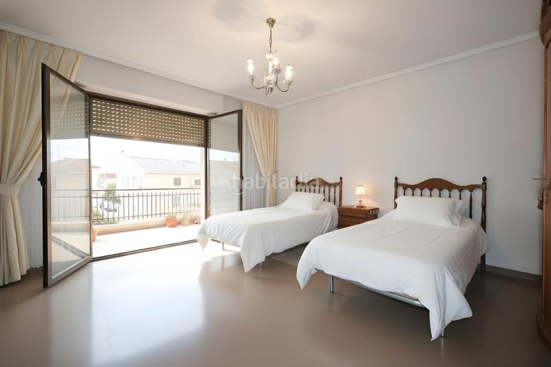 Foto 67392ab5-5fac-4eb8-8143-ffbc165462cf. Pis a Xixona