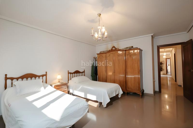 Foto d9d50146-8a38-4d40-b7b9-af1bd9a7c640. Pis a Xixona