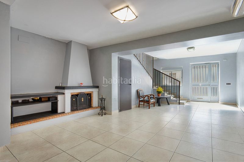 Foto 265e8afb-02fb-492c-882e-88e2ef292df1. Casa adossada amb xemeneia calefacció a Bellavista-Capiscol-Frank Espinós San Juan de Alicante