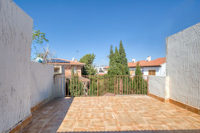 Foto c4d32a44-b378-48fc-9f7e-4e2e2b43a045. Casa adossada amb xemeneia calefacció a Bellavista-Capiscol-Frank Espinós San Juan de Alicante