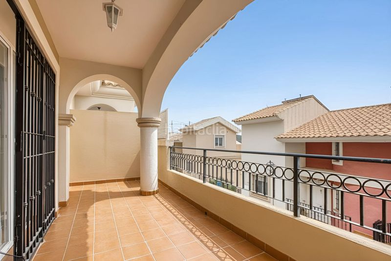 Foto b21e35da-89a1-427b-8ff9-d7d75f1a7317. Casa adossada amb calefacció aparcament piscina a Mutxamel