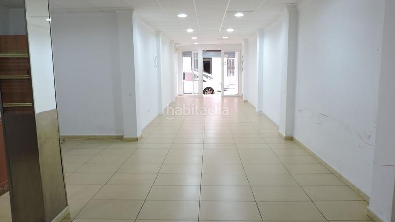 Foto 21c31843-af89-4ee5-8fa3-3a4eec92e284. Lloguer local comercial a Ibi