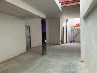 Lloguer Local Comercial a Centre. Local reformado zona centro