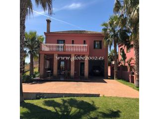 Xalet a Conil. Chalet en venta en casa de postas