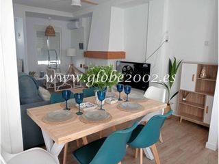 Location Maison à Los Gallos. Casa unifamiliar en alquiler en costa de sancti petriplaya de la