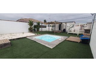 Lloguer Casa a Los Franceses - La Vega. Bungalow en alquiler en pinar de los franceses