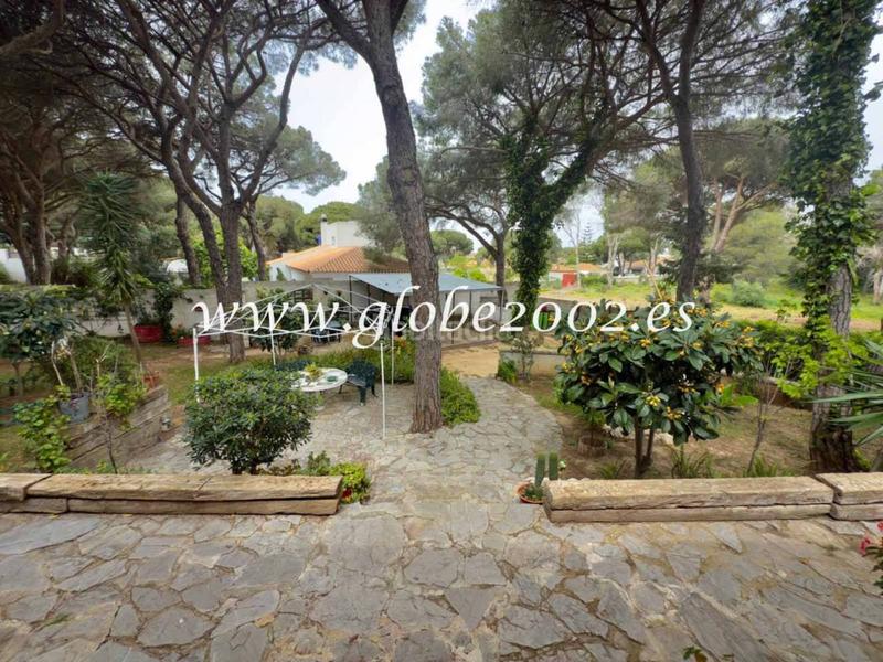 Foto 05f45471-bc57-4b81-80a0-00f0a1cf4348. Chalet venta de villa en Los Franceses - La Vega Chiclana de la Frontera