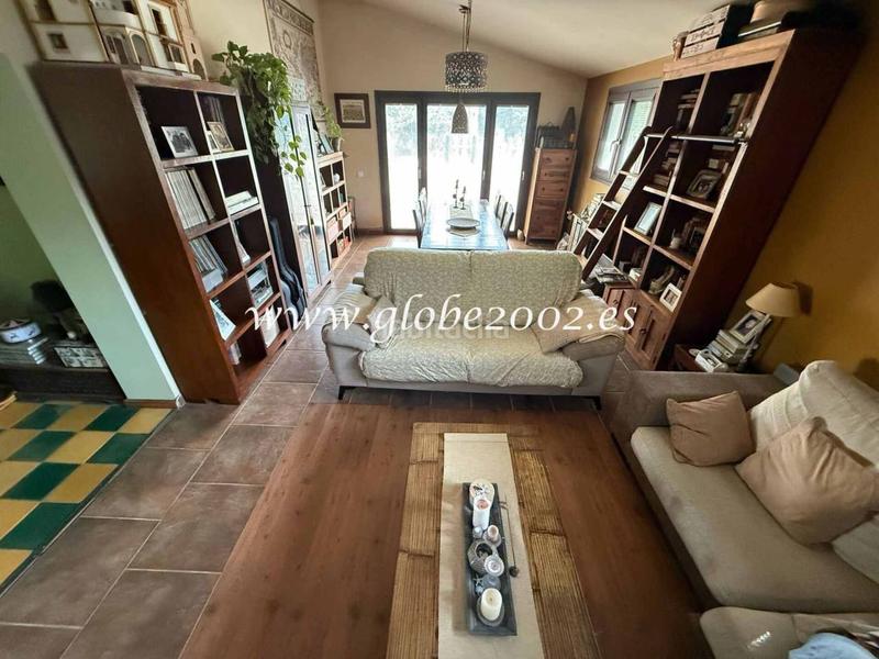 Foto 8c53bdbd-283c-4fc0-b754-66f38b5c9324. Chalet venta de villa en Los Franceses - La Vega Chiclana de la Frontera