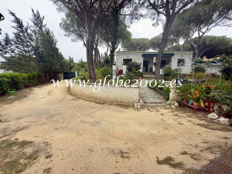 Foto 9ab2804c-60ca-4fe7-aafb-8e79b4bda401. Chalet venta de villa en Los Franceses - La Vega Chiclana de la Frontera