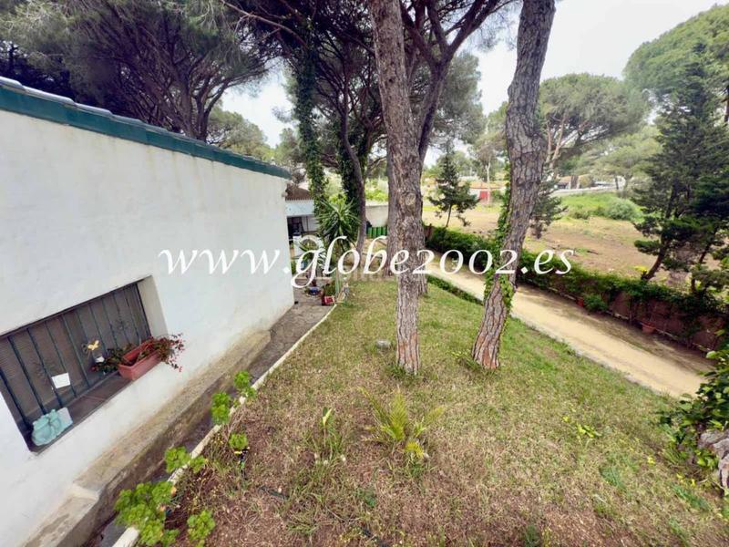 Foto aacffc9f-f66a-4ab6-abbe-ac08b25c4660. Chalet venta de villa en Los Franceses - La Vega Chiclana de la Frontera