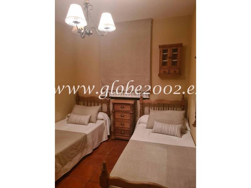 Foto fcb6b2c2-c915-42cf-bff3-9c6fbf6ed3d6. Lloguer apartament amb aparcament piscina a Las Lagunas - Campano Chiclana de la Frontera