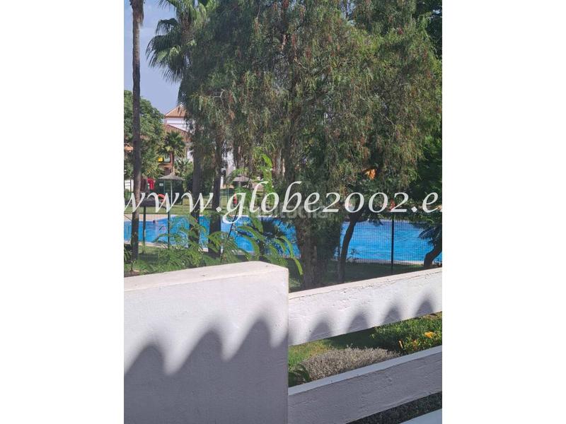 Foto b16b96e5-6588-4494-941a-6aa77e378c8e. Rent apartment with parking pool in Las Lagunas - Campano Chiclana de la Frontera