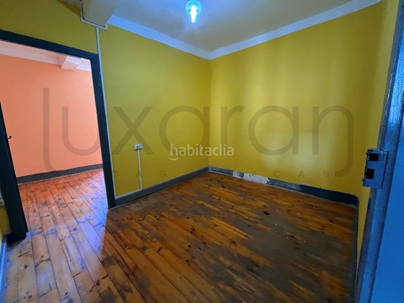Foto ae5bab2f-d15f-4579-8765-202da06868f4. Casa a Les