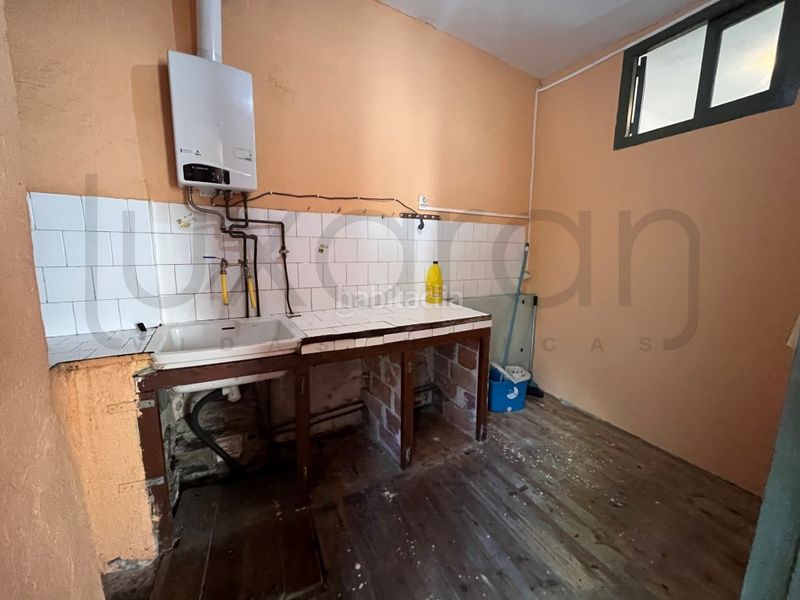 Foto afed6c67-4786-49fb-bab6-3a80785af069. Casa a Les