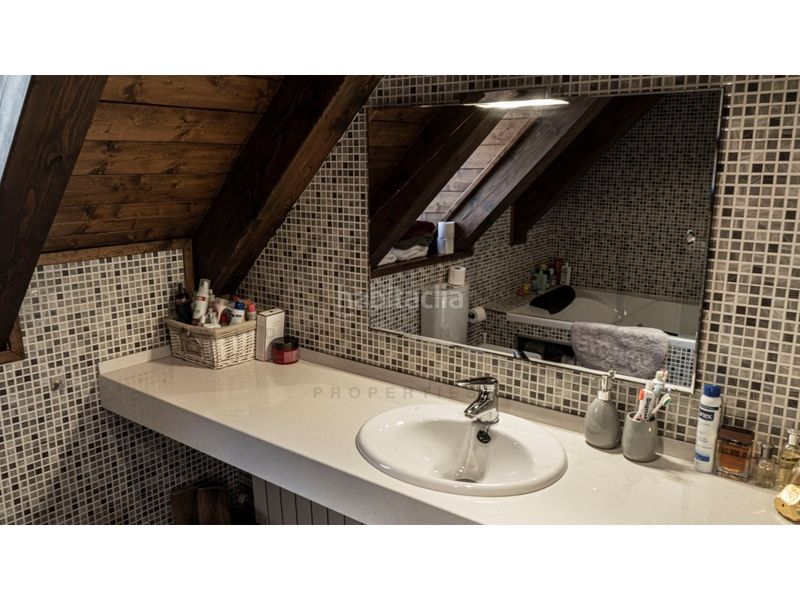 Foto a4af0a6e-ee15-4410-8b2b-9609e1814284. Casa in carrèr des arroquets in Vielha Vielha e Mijaran