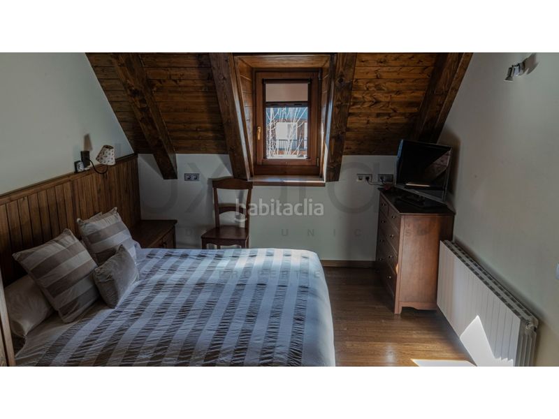 Foto b8d6bbdf-1dff-41cd-a2cc-bc6192eedc20. Casa in carrèr des arroquets in Vielha Vielha e Mijaran