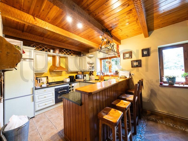 Foto bee21fb6-cdd3-41f0-8827-bcc080dae2b0. Casa in calle pont in Tredòs Naut Aran