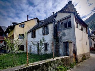 Masia a N/a. Casa con patio a reformar en les valle de aran
