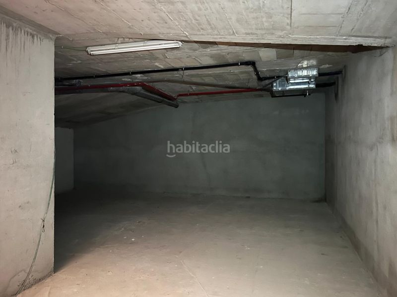 Foto 9450a050-2efe-473d-8101-ab2bd58a8fd2. Lloguer local comercial a calle annibal 16 a Instituts Granollers