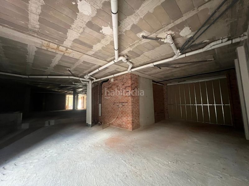 Foto a10e7069-8b5e-44f6-b860-93fb87c77534. Lloguer local comercial a calle annibal 16 a Instituts Granollers