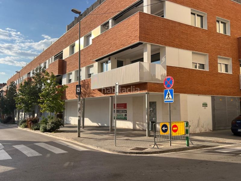 Foto e9a0d8fa-527b-4a4f-9d8d-c8f7e17f0e33. Lloguer local comercial a calle annibal 16 a Instituts Granollers