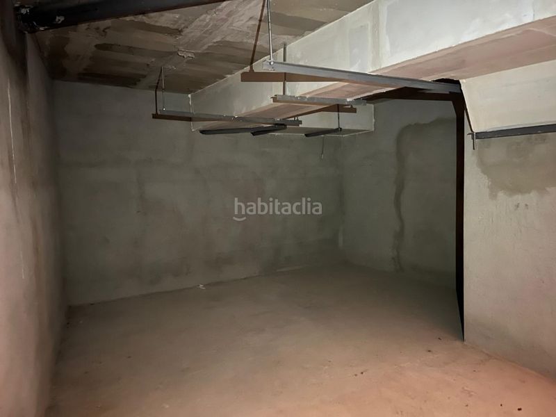 Foto eba035ee-22df-42d6-8e45-63c80c6d5b30. Lloguer local comercial a calle annibal 16 a Instituts Granollers