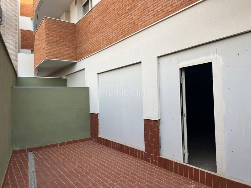 Foto fb4184bb-07cd-4db5-a8ad-a35f6d7d2c12. Lloguer local comercial a calle annibal 16 a Instituts Granollers