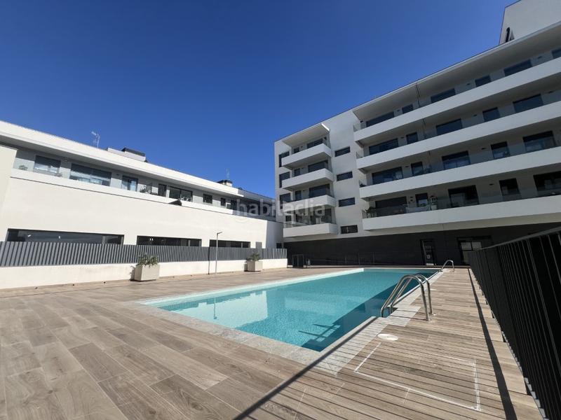 Foto 39b0ba08-cbe7-44b8-8eeb-d4806cb4e892. Alquiler piso ático en alquiler con terraza, piscina y vistas al mar en Mataró