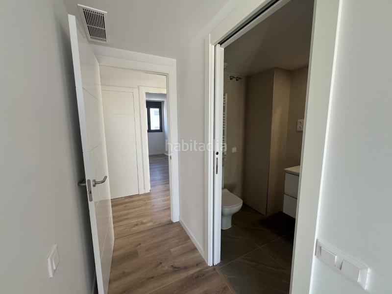 Foto 3f8b48dd-9d88-4ca3-a950-7bfeee96d316. Alquiler piso ático en alquiler con terraza, piscina y vistas al mar en Mataró