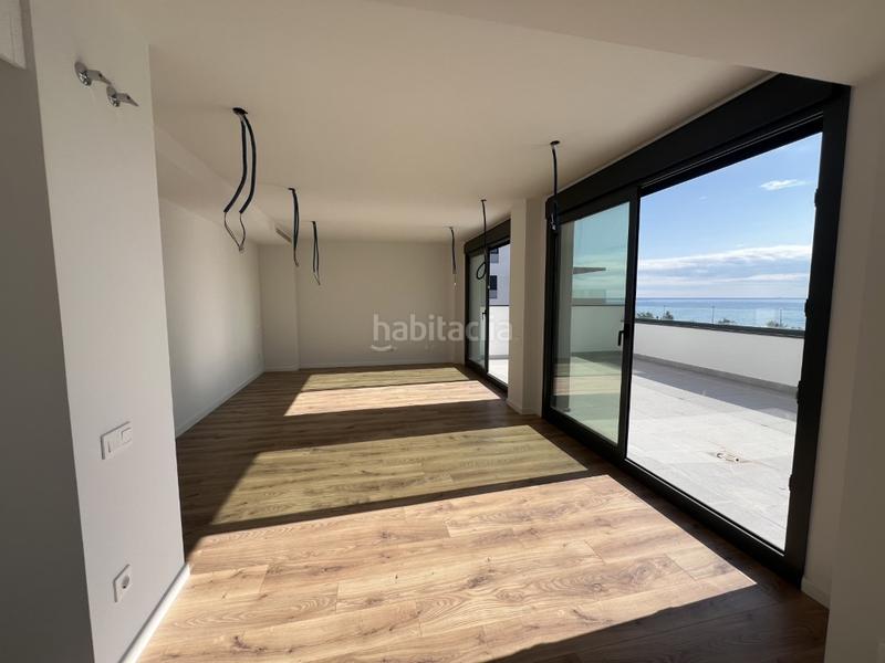 Foto 60a49403-2626-4834-80ba-094ae52a0b57. Alquiler piso ático en alquiler con terraza, piscina y vistas al mar en Mataró
