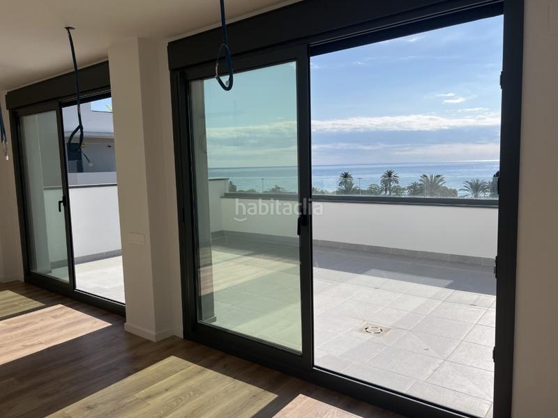 Foto 6c4eff86-92aa-4362-9b77-5b23674b65dc. Alquiler piso ático en alquiler con terraza, piscina y vistas al mar en Mataró