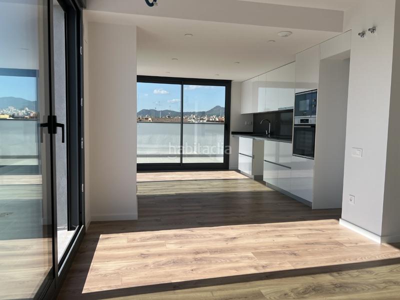 Foto 82c43d78-cf3e-4c5e-b796-7491a9c294e4. Alquiler piso ático en alquiler con terraza, piscina y vistas al mar en Mataró