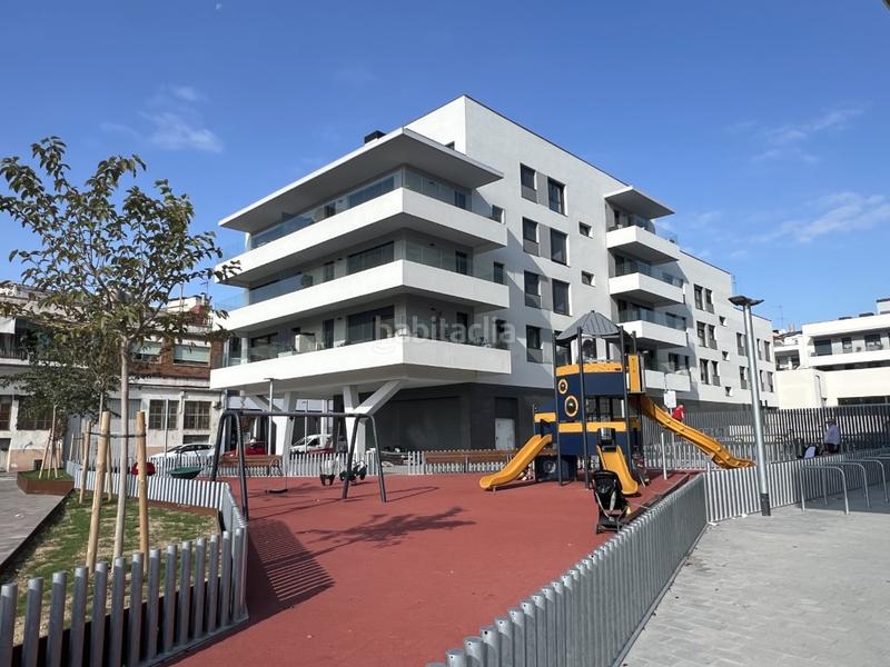Foto cce4b06e-107d-441d-a193-510f11c45ef3. Alquiler piso ático en alquiler con terraza, piscina y vistas al mar en Mataró