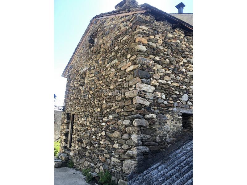 Foto 5fc67dd1-f670-440c-9cd7-3554e2a848f7. Casa en curia s/n casa a reformar con fantásticas vistas en Espot