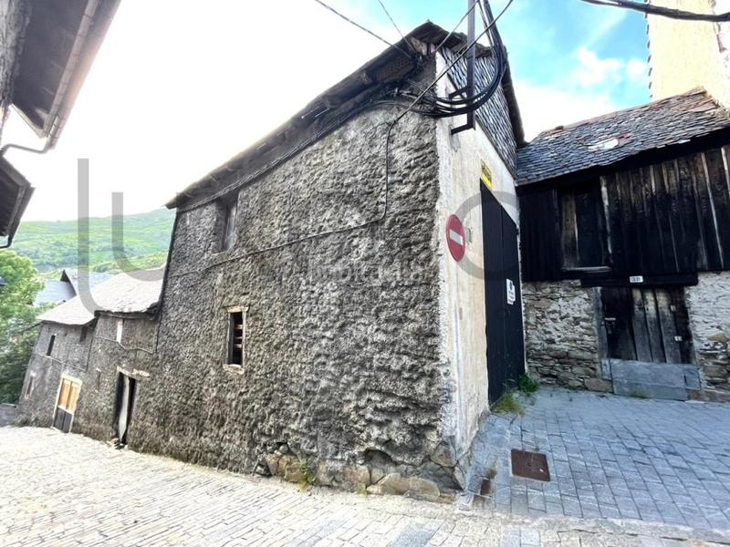 Foto 141bf09a-cd05-46fa-b91c-8c56422b05ad. Casa a calle major a Salardú Naut Aran