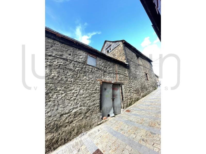 Foto cc1d7957-6efb-4692-b6ad-b7252d0132e0. Casa a calle major a Salardú Naut Aran