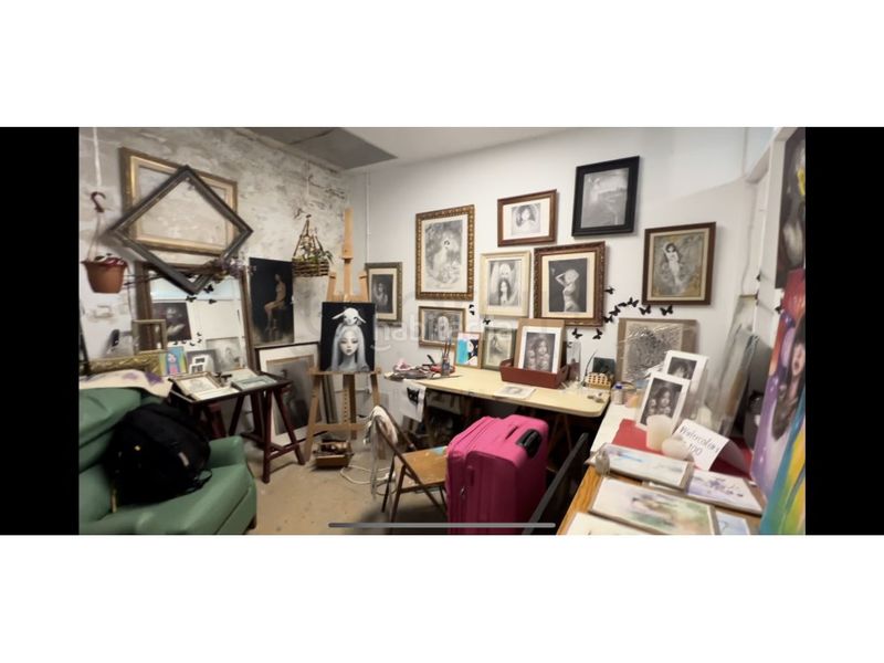 Foto a0d0e75f-d1a8-44a7-bac8-409b4e375b7f. Local comercial a Gòtic Barcelona