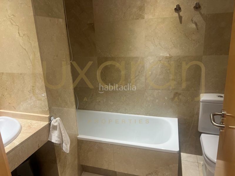 Foto 2a160e8f-172b-4242-a5f1-562a6465761a. Piso en calle josep pallach 13 piso seminuevo con zona comunitaria. en Lleida