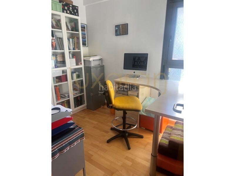 Foto d2b0d3f7-f47a-4dd6-b9e4-170b7ea588bb. Piso en calle josep pallach 13 piso seminuevo con zona comunitaria. en Lleida