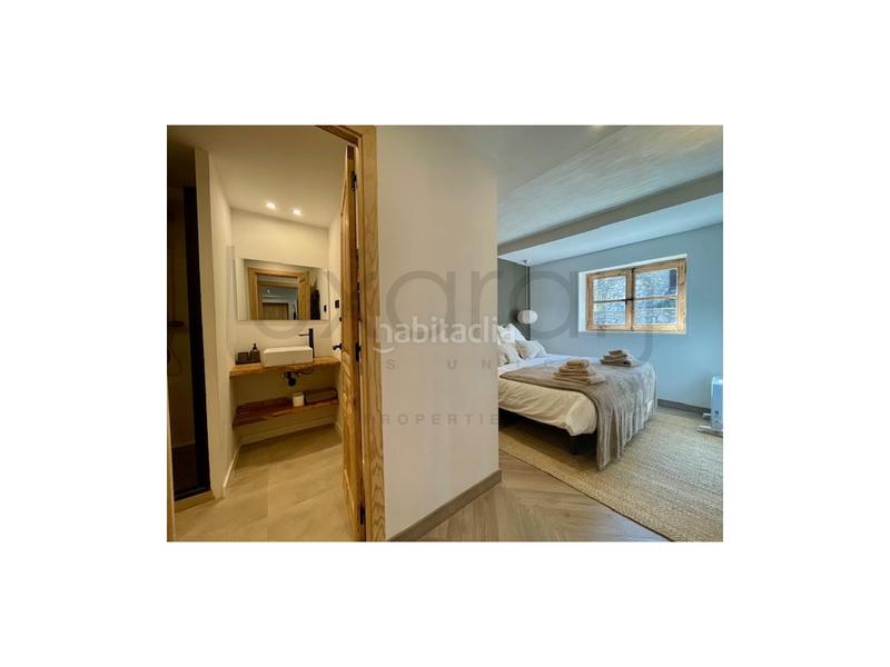 Foto 02a1b0ac-87d8-49c5-a37c-76b617dcddb3. Appartement in calle carretera;ag.Arties 2 in Arties Naut Aran