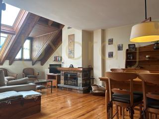 Duplex  Calle francesc macia 3. Acogedor dúplex en zona residencial de esterri dàneu