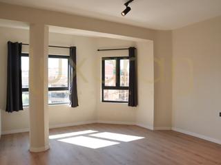Appartement  Avinguda de balmes 10. Piso de diseño en avinguda balmes, lleida