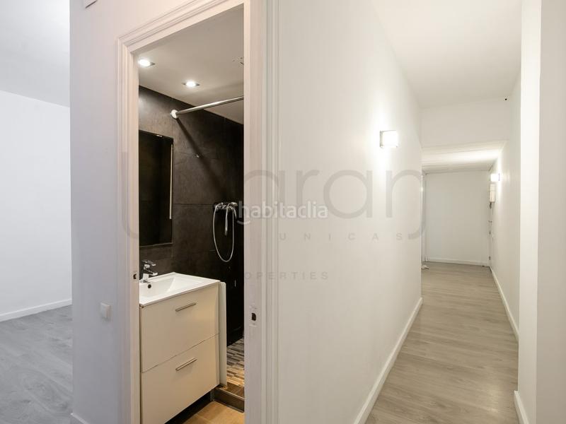 Foto 74510260-3b24-4540-9451-e2d6d04c3f65. Appartamento in Guinardó Barcelona