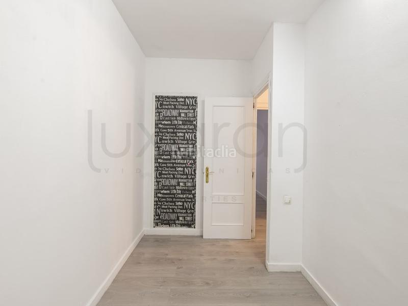 Foto b1a71856-6bbd-4679-8948-b5d85b61bc6f. Appartamento in Guinardó Barcelona