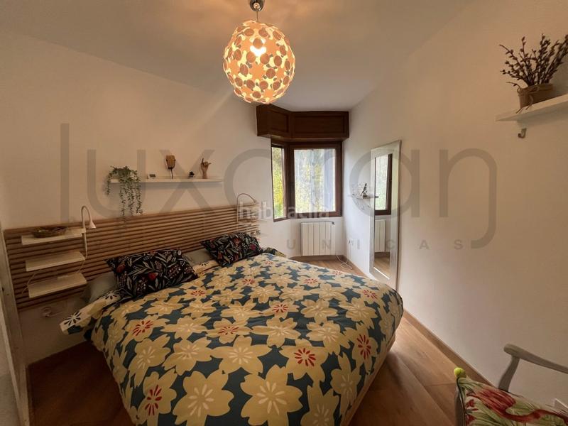 Foto 0d27a63f-4ff2-42d5-9e51-caff9bb844e0. Rent apartment with parking in Betren Vielha e Mijaran