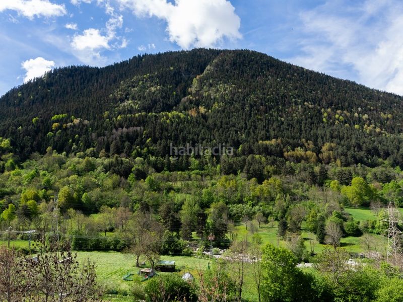 Foto 4ec3eac7-c278-438b-879d-c065072e9b97. Apartament amb aparcament a Salardú Naut Aran